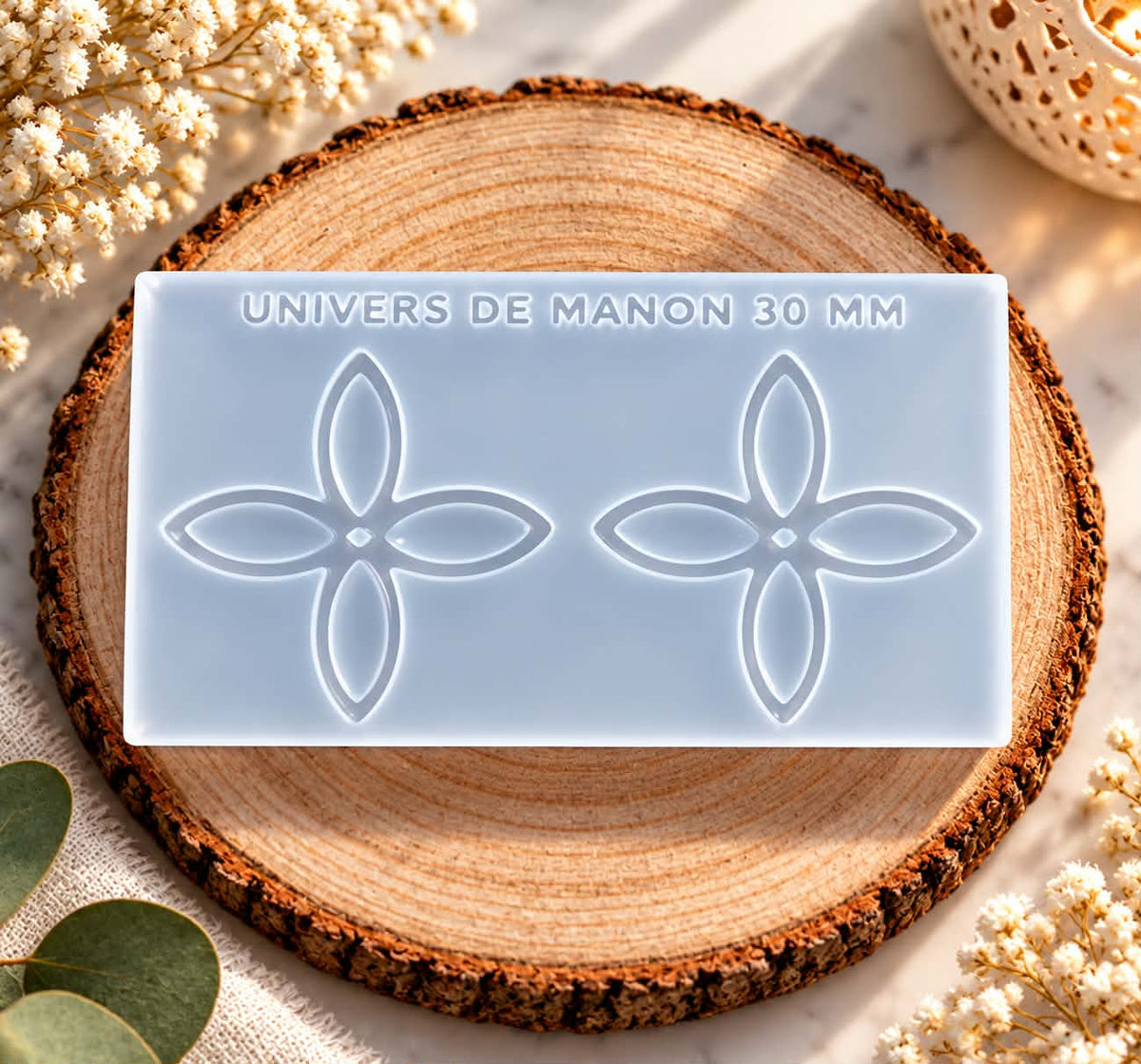 Moule en Silicone Motif Fleur à 4 Pétales – 30 mm